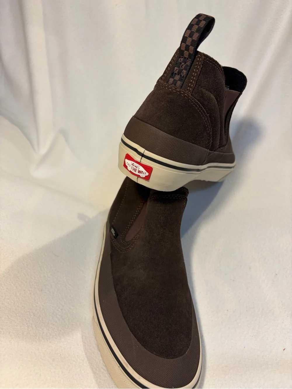 Vans Brown Mid-Slip shoe - Brown